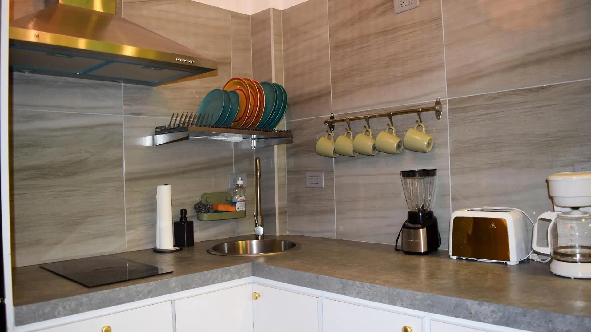 Vss Tropical Oasis In Arecibo - Modern Comfort & Island Vibes 0*,  Porto Rico