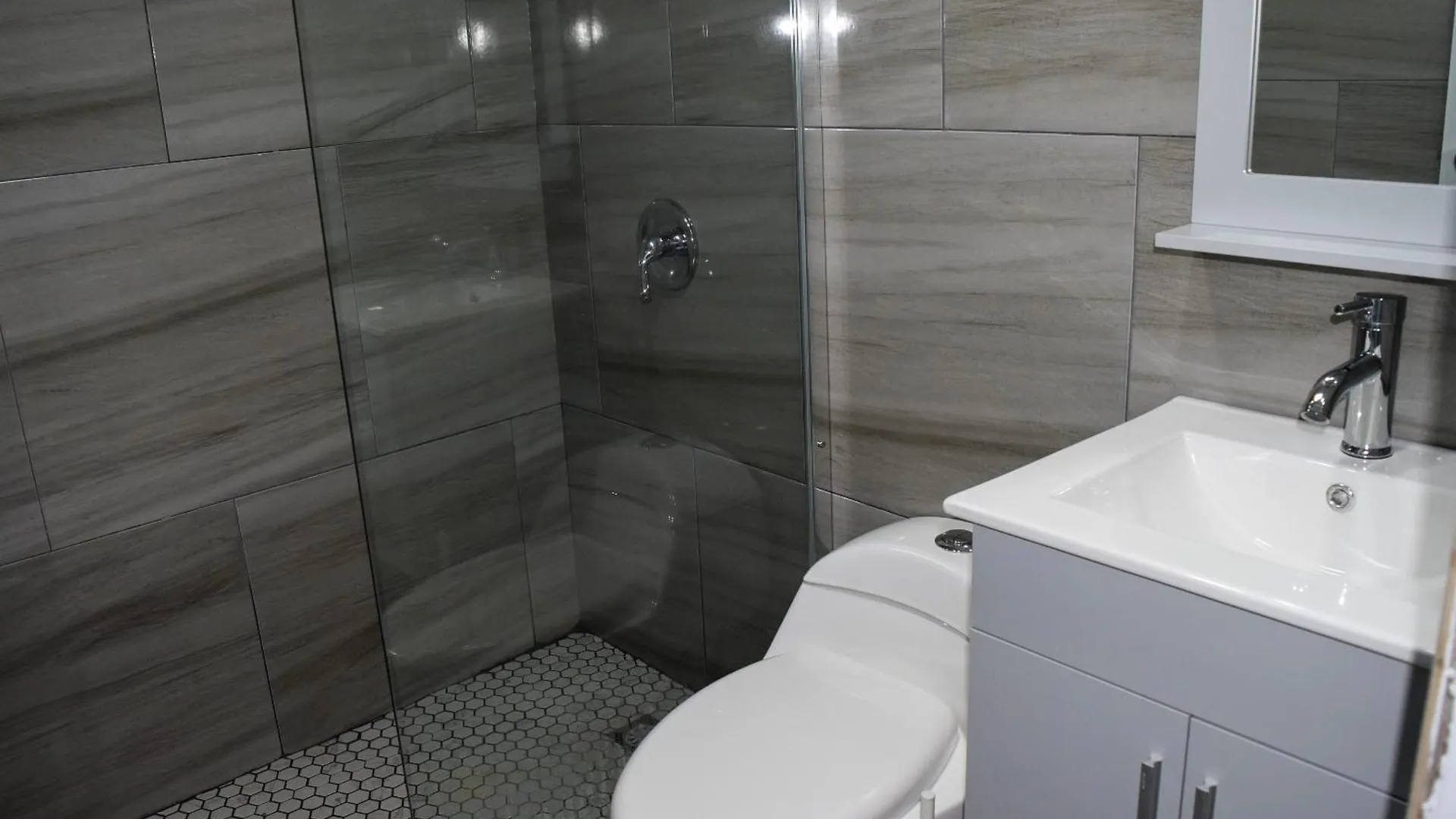 Appartement Vss Tropical Oasis In Arecibo - Modern Comfort & Island Vibes