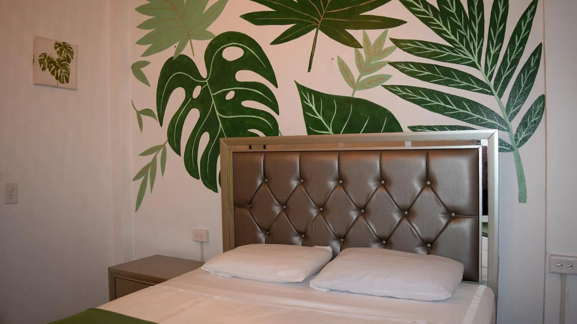 Vss Tropical Oasis In Arecibo - Modern Comfort & Island Vibes 0*,